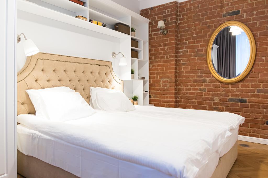 Kristen House بوخارست المظهر الخارجي الصورة