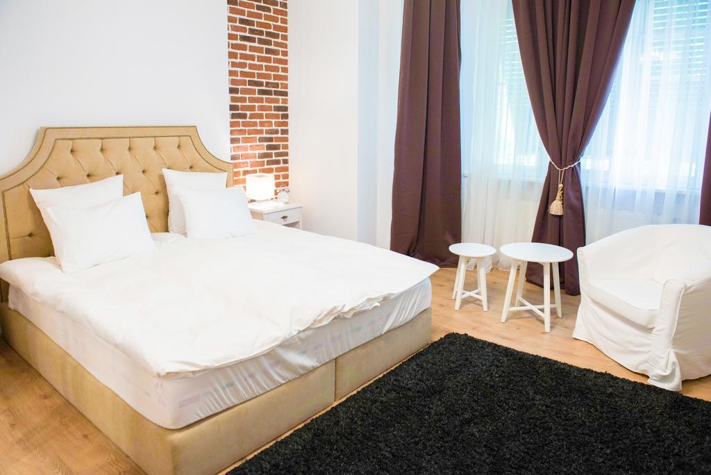 Kristen House بوخارست المظهر الخارجي الصورة